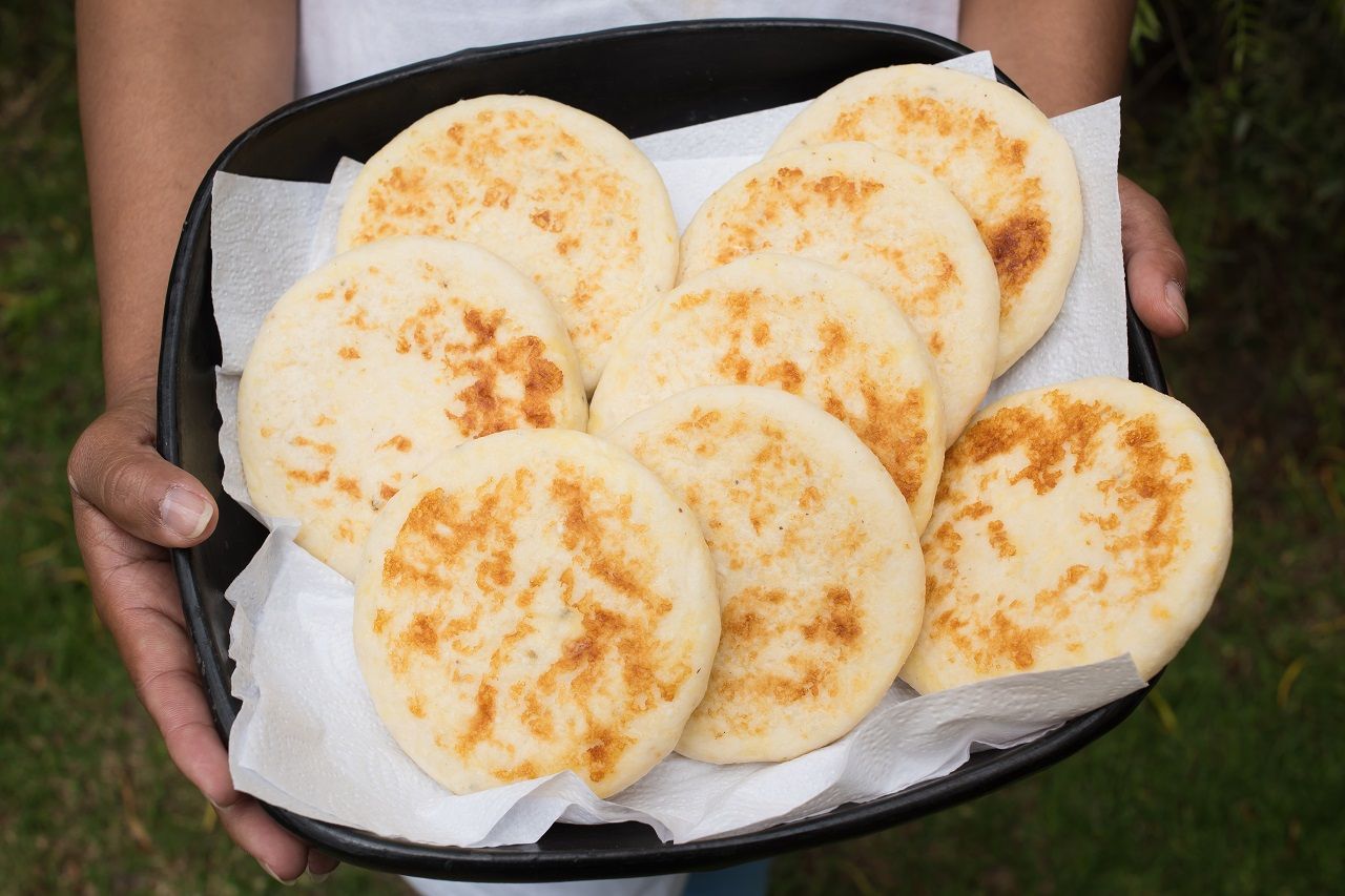 Culinary Clash: Pupusas vs Arepas - Texture and filling preferences