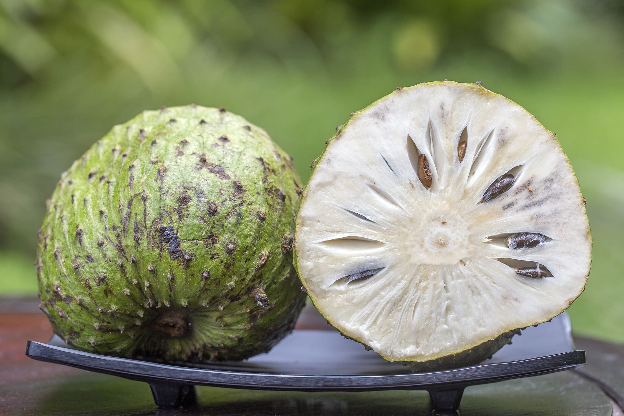 Tropical Fruit Face-Off: Soursop vs Custard Apple - Soursop: The Exotic Delight