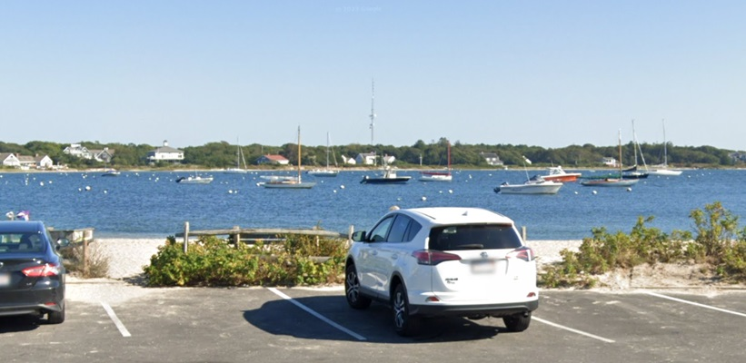 Breacking News: Two men in their 20s found dead at Cape Cod beach